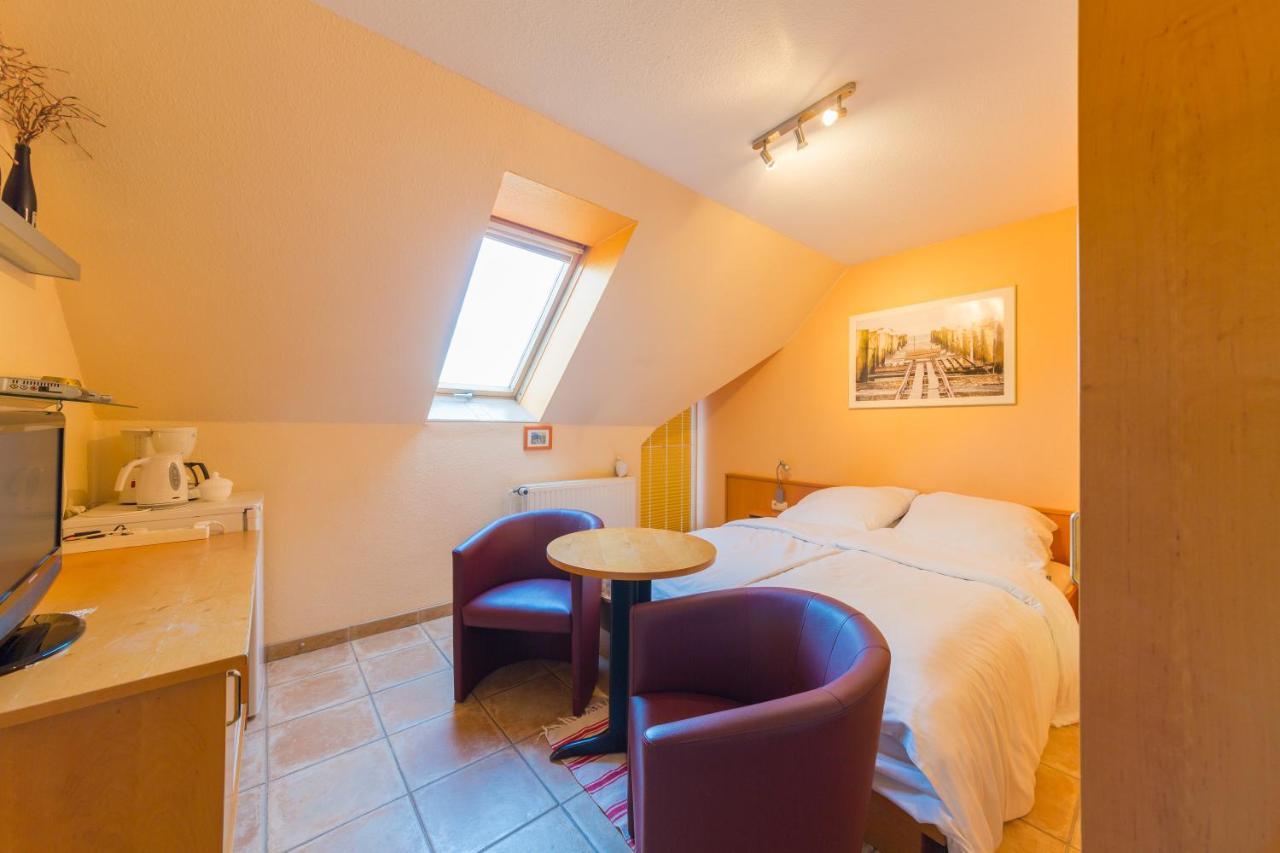 Der Suedschwede ... Dein Gaestehaus Mitten In Zingst Und Nah Zum Strand Екстериор снимка