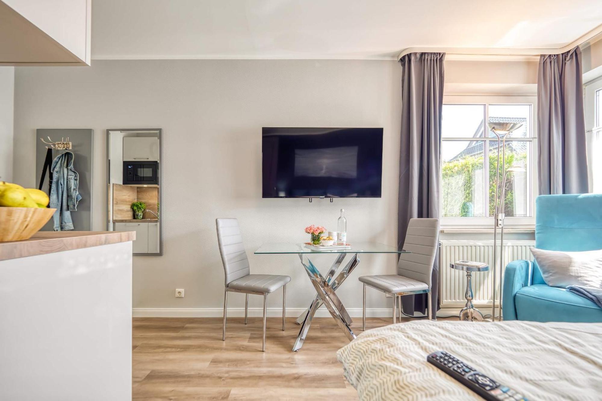 Der Suedschwede ... Dein Gaestehaus Mitten In Zingst Und Nah Zum Strand Екстериор снимка